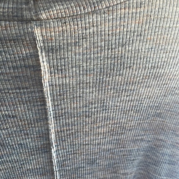 Feee people loose turtle neck - Picture 4 of 4